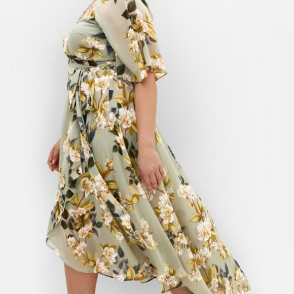 New City Chic Magnolia Floral Maxi Dress - Sage - Picture 2 of 2
